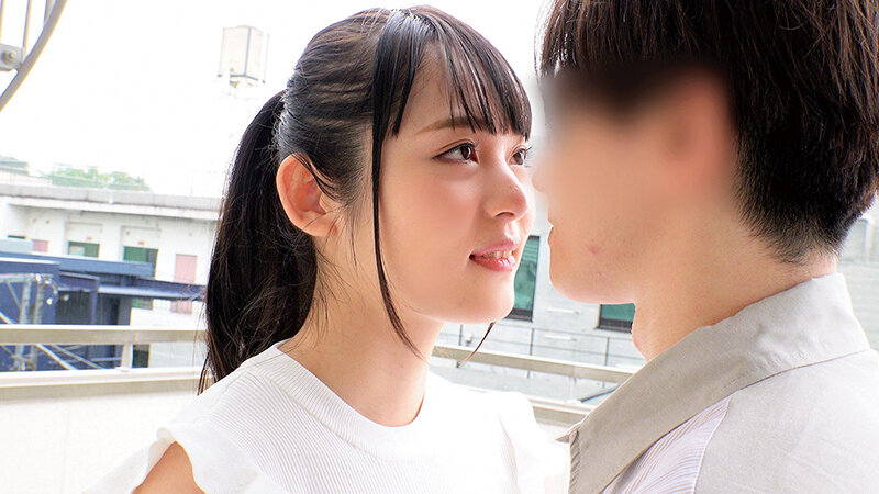 素人女子大生の皆さんww青空の下で脳がトロける超濃密ベロキス体験してみませんか？もえかちゃん りおんちゃん